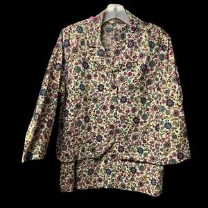 Vintage - 2-Piece Floral Suit